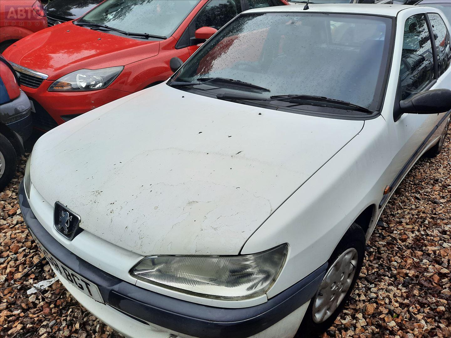 Разборка автомобиля Пежо 306 V5063, сняты запчасти с Peugeot 306